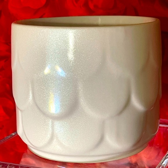 NEW🤍Starbucks Spring 2023 Anniversary Collection Twilight Shimmer Ceramic Mug - Picture 3 of 5
